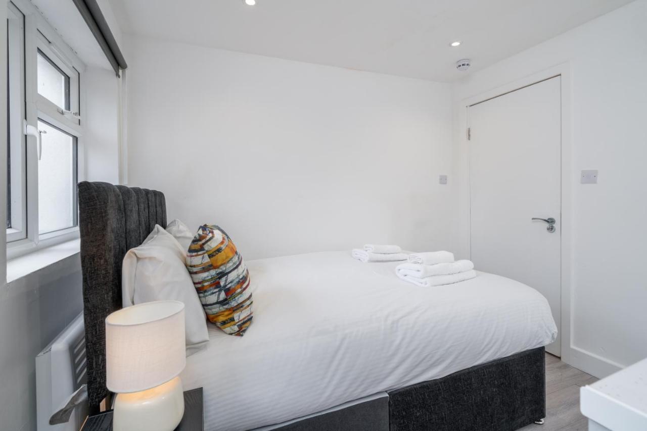 London Selwyn Unique & Stylish Studios Buitenkant foto